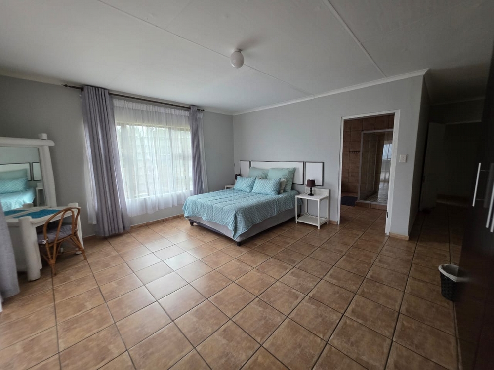 Beaumont Holiday Home